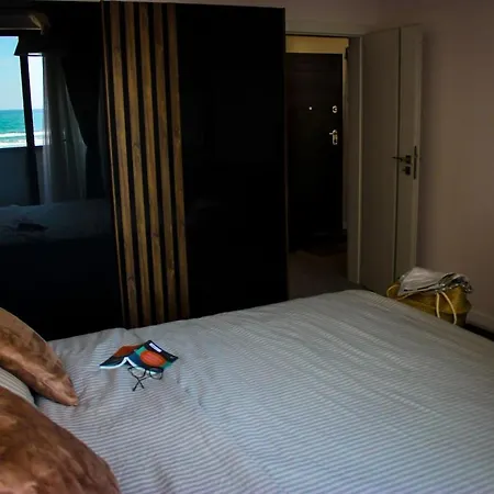 Sea Shine Apartament, Frontal Sea View Apartamento *