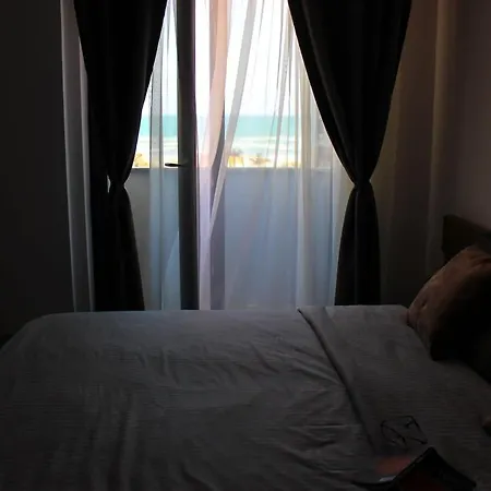 Sea Shine Apartament, Frontal Sea View Apartamento