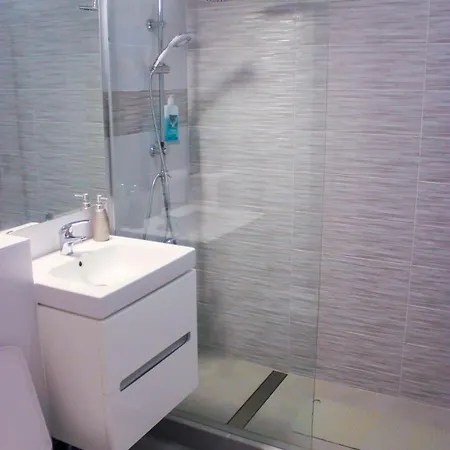 Sea Shine Apartament, Frontal Sea View Apartment *